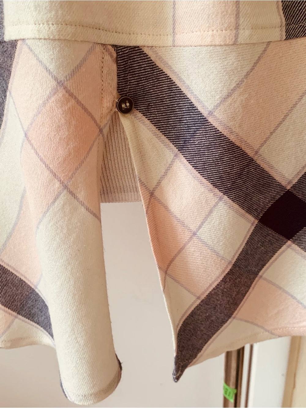 Hester & Orchard  Cotton/Rayon Blend Roll Tab Sleeve High-Low Button up Top XL - Picture 11 of 13